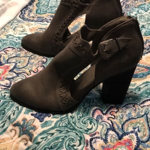 Women’s boots
